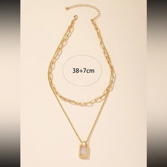 NWT Multi Layer White Crystal Stone Gold Paperclip Necklace - Picture 6 of 6